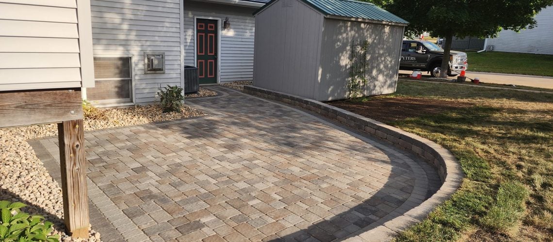 best time to install landscaping Minnesota