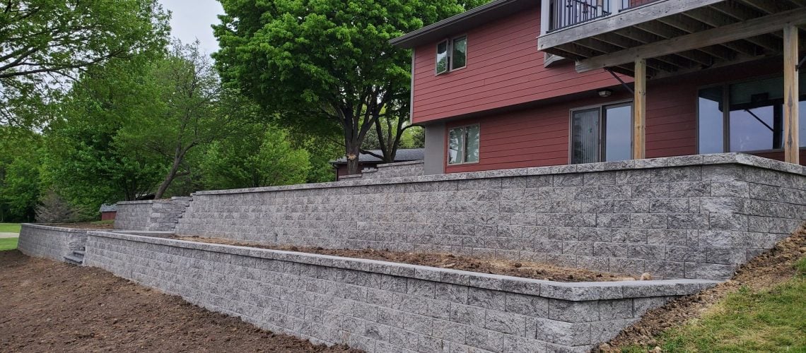block vs boulder wall